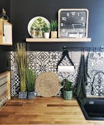 Arfois Il Y A Des Details Deco Auxquels Tu Ne Penses Pas Du Tout Comme Ce Porte Sopalin En Macrame Et Bois Flotte Realise Par Home Decor Home Decor
