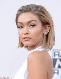 Le carré plongeant/dégradé extrême à réaliser soi même. 8 Tendances De Coupe Carre Pour Ce Printemps Ete 2016 Nadinez Vous