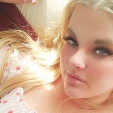 Lindsay Renee Loomis (@LindsayLoomis)