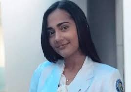 SNS lamenta agresión a doctora pasante en centro médico de Villa Tapia