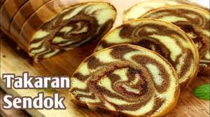 Resep bolu jagung sendiri merupakan salah satu resep olahan jagung berbentuk sponge cake dengan tambahan jagung, baik berbentuk biji jagung utuh, biji jagung giling, maupun perisa atau pasta sekian dulu pembahasan kita tentang resep bolu jagung panggang, yang pastinya anti gagal. Hanya 3 Telur Bisa Bikin Bolu Gulung Seenak Ini Takaran Sendok Youtube