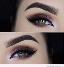 The eye makeup is perfect for hooded eyes we have two lip options, a coral lip or a vampy lip depending on your season. Beauty Makeup Idea Bridal Makeup For Green Eyes