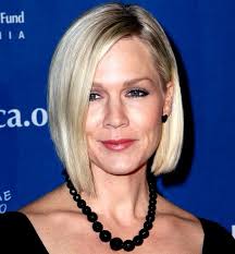 Hairstyles That Make You Look Younger The Bob Gallery Glo Hair Styles Look Younger Bob Hairstyles
