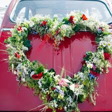 Wow Oh Ah Diese Begeisterten Laute Werdet Ihr Garantiert Horen Wenn Ihr Unsere Tipps Zum Autoschmuck Berucksichtigt In 2020 Autoschmuck Hochzeit Hochzeit Hochzeit Auto