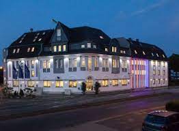 The asia express was an express passenger train operated by the south manchuria railway (mantetsu) from 1934 until 1943. Hotels Near Asia Express Lieferservice In Moers 2021 Hotels Trip Com