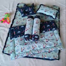 Bukan hanya pengalaman membeli kasur sping bed atau kasur busa, banyak juga yang merasa puas dengan produk inthebox lainnya yang terdiri dari bantal, guling, dan sofa bed. Kasur Bayi Karakter Set Bantal Guling Bedcover Shopee Indonesia