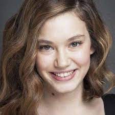 She is continuing her education at istanbul state conservatory. Melisa Senolsun News Auf Twitter Fox Tv Tanitimindan Umudakelepcevurulmaz Sendegelfoxa Melisasenolsun Melisasenolsun