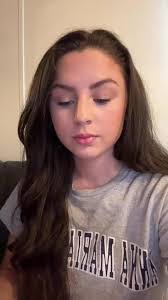 Sarah Currence's Instagram, Twitter & Facebook