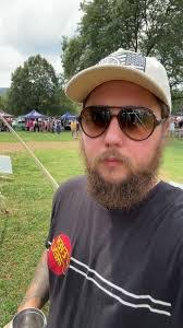 Seth Knecht's Instagram, Twitter & Facebook