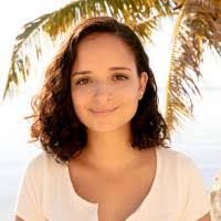 Deborah Santos's Instagram, Twitter & Facebook