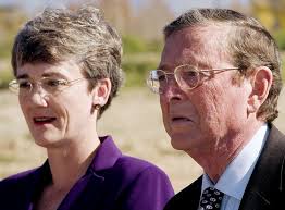 What's Wrong With This Picture?: April 2007