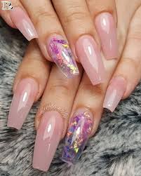 For simple yet chic nails, paint your nails with light pink, but for one finger make use of black and white enamel to give a marble effect. 30 Stunning And Amazing Pink Acrylic Nails Nail Arts