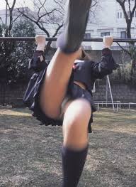 鉄棒女子の逆上がりパンチラエロ画像 - 性癖エロ画像 センギリ | lepka-lepka.ru