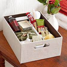 Diy Projects And Ideas Hosting Guests Holiday Guest Classic Christmas