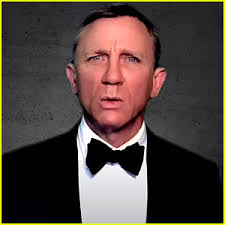 People seem pretty amped about who's going to be the next bond, when craig is still holding that title. Daniel Craig Suits Back Up As James Bond For Red Nose Day Daniel Craig Just Jared