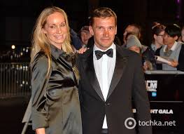 Первая жена — актриса наталья акимова (развод). Andrej Shevchenko Vyshel V Svet V Kompanii Zheny I Breda Pitta Foto Glamurchik Tochka Net