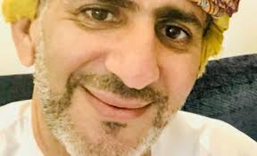 صحيفة الرؤية العمانية حمود بن علي الطوقي يكتب مصطلح حزب الكنبة ذكره سعادة السيد سالم بن مسلم البوسعيدي وكيل وزارة العمل لتنمية الموارد البشرية في المؤتمر الصحفي الذي نظمته وزارة العمل