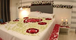 L'endroit is decorated with flowers and flower petals. Top View Of Golden Merry Stock Footage Video 100 Royalty Free 1035438254 Shutterstock