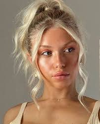 Jenna Dailey's Instagram, Twitter & Facebook