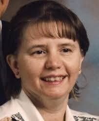 Penny Hess's Instagram, Twitter & Facebook