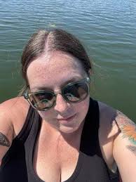 Barton Perreira, 421 Nichols Rd, Kansas City, MO 64112, US