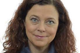 Emma maria carlsson löfdahl, ogift löfdahl, född andersson 26 september 1970 i ljungarums församling i småland, är en svensk politiker (tidigare liberalerna, sedan mars 2019 politisk vilde). Etikett Emma Carlsson Lofdahl Dagens Arbete