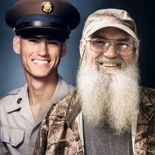 Si Robertson was with Phil and Kay from the beginning and witnessed their  entire story firsthand. A month before Phil's death, Si opened up about his  brother's troubled past and his life