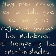 Empresarios Profesionaleuropa On Instagram Vive La Vida Con Las Oportunidades Que Te Da El Frases Bonitas Frases Positivas Divertidas Consejos De Vida Frases
