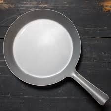Shibata Carbon Steel Skillet In 2020 Carbon Steel Skillet Carbon Steel Pan Skillet Frying Pan
