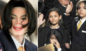 A quel age il a monter sur scene la première fois. Dix Ans Plus Tard Que Sont Ils Devenus Les Enfants De Michael Jackson Ont Trouve Leur Voie Celebrites Epoch Times