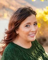 Kayla Dobbins's Instagram, Twitter & Facebook