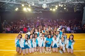 Terdapat sebuah video yang menampilkan adegan tidak senonoh yang mirip dengan sarah viloid. Fam48ina Photos Sarah Olivia Viloid Berkunjung Ke Facebook