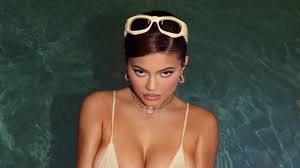 Kylie kristen jenner (born august 10, 1997) is an american media personality, socialite, model, and businesswoman. Las Redes Se Mofan De Kylie Jenner Por Un Video De Su Ducha As Com