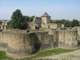 Descopera obiectivele turistice din judetul suceava cu informatii, adresa, poze si pareri ale turistilor. Cetatea De Scaun A Sucevei Obiective Turistice Suceava DeÈtepÈi Ro