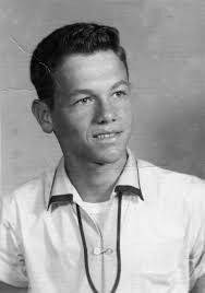 Bruce Kennington's Instagram, Twitter & Facebook