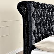 La tête de lit cosmo d'epeda est en panneau mdf lui garantissant robustesse et durabilité.sa finition soignée avec son décor en noir, sa. Lit Moderne Tete De Lit Haute Capitonnee Tissu Noir Kapy 160 Lestendances Fr