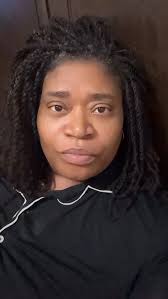 Yall know I don’t care about my brows half the time … so over look them !!!  But this skin is 🤌🏾22 year old where ?!?! 🎶 “Even when I’m a mess, I  still put