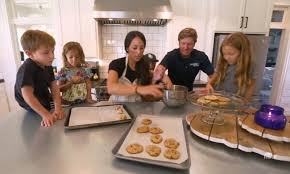 Chip and joanna gaines farmhouse kitchen. Chip And Joanna Gaines Fixer Upper Farmhouse