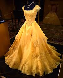 We spoke to emma watson about what it was like to wear the iconic ball gown and she said that it felt perfect when she put it on. 54 Likes 1 Comments Lewnartic Lewnartic On Instagram Oh My God Disney Beautyandthebeast Belle Dress Belle Dress Belle Costume Gorgeous Dresses