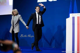 Description a rookie clerk asked old staff curiously: French Presidential Candidate Emmanuel Macron His Wife Brigitte Have A Unique Love Story That Has Survived A 25 Year Age Difference Her Being His Teacher More Bellanaija