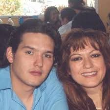 Edith Barragán R (@edith_blondie)