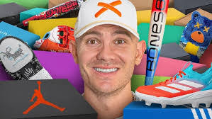 Zach Linn's Instagram, Twitter & Facebook