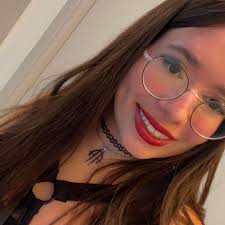 הכניס צלופח חי לפי הטבעת