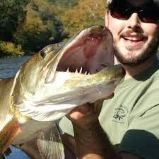 Jesse Carper's Instagram, Twitter & Facebook