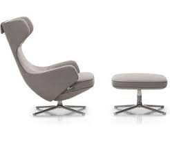 Sit in your chair and experiment with different ottoman heights by stacking items like boxes and pillows to create a makeshift footrest until you've found if your chair doesn't come with a matching ottoman, you should avoid buying one in the same color and instead find one that coordinates or compliments. Vitra Grand Repos Mit Ottoman Ab 5 263 00 Lieferung In 1 2 Tagen Idealo De