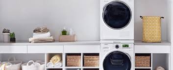 Il y a de la place pour la machine à laver, pour la planche à repasser et aussi pour étendre le linge. Comment Superposer Un Seche Linge Sur Un Lave Linge Guide Complet