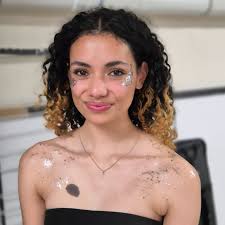 ECO GLITTER, TANNING & SKINCARE (@_kyndred) • Instagram photos and videos