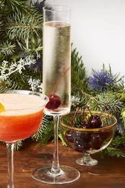 The poinsettia drink is a champagne cocktail, which makes it ideal for holiday parties. 10 Best Champagne Cocktails Easy Champagne Recipes