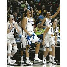 Elle évolue sous les couleurs de l'équipe de france depuis le printemps 2021, et aux jeux olympiques de tokyo Gabby Williams Connecticut Women Signed Uconn Huskies 8x10 Photo Sky 2 Jsa