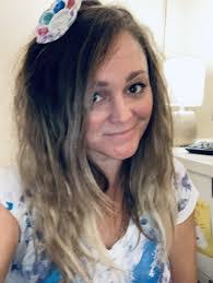 Melissa Hyder's Instagram, Twitter & Facebook